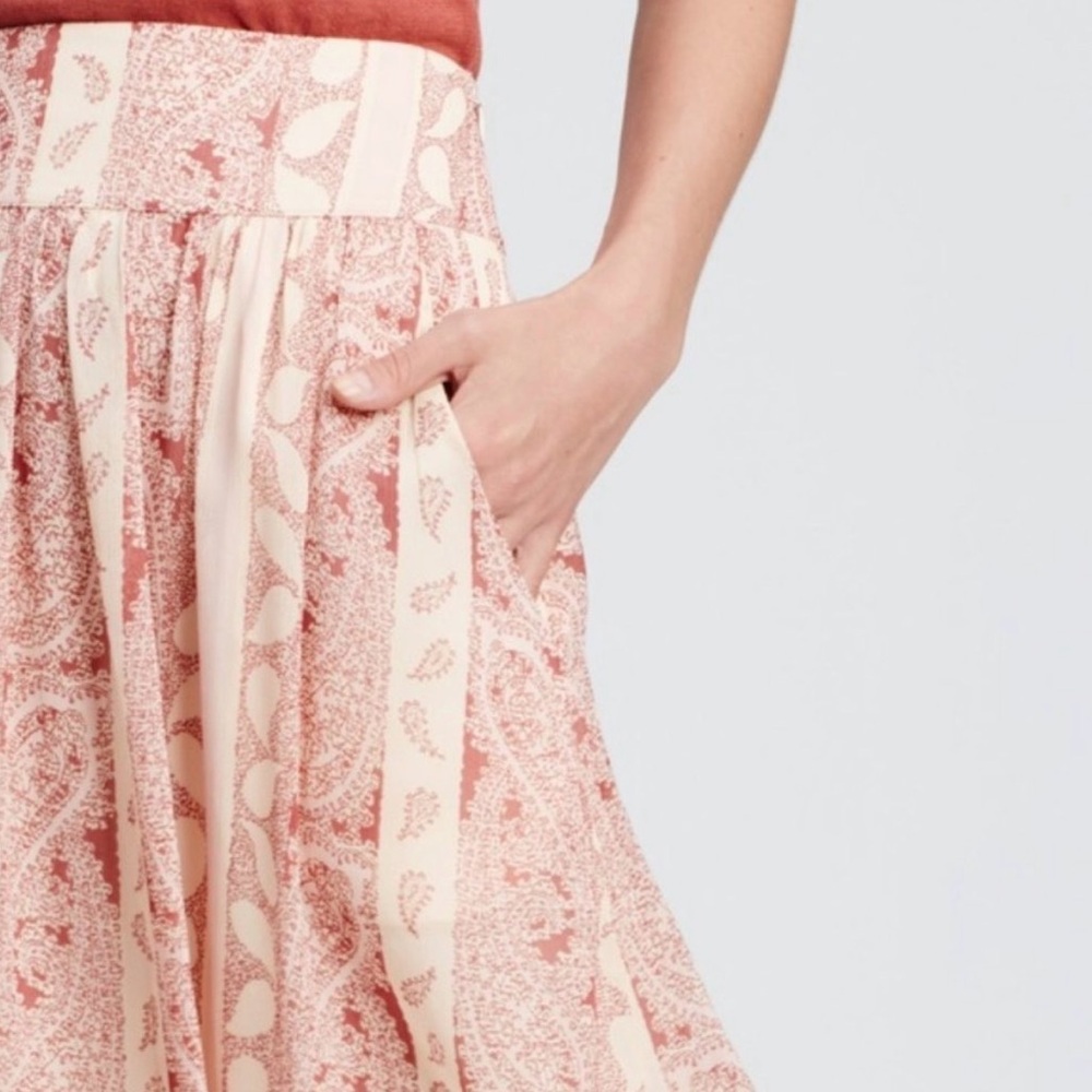 Ann Taylor Cream and Pink A-Line Skirt